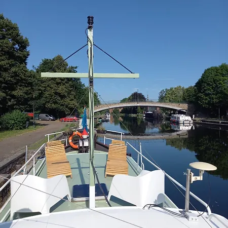 Peniche Jeannine Lobbes