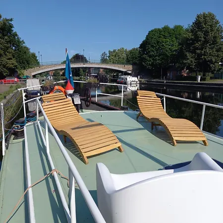 Peniche Jeannine * Lobbes